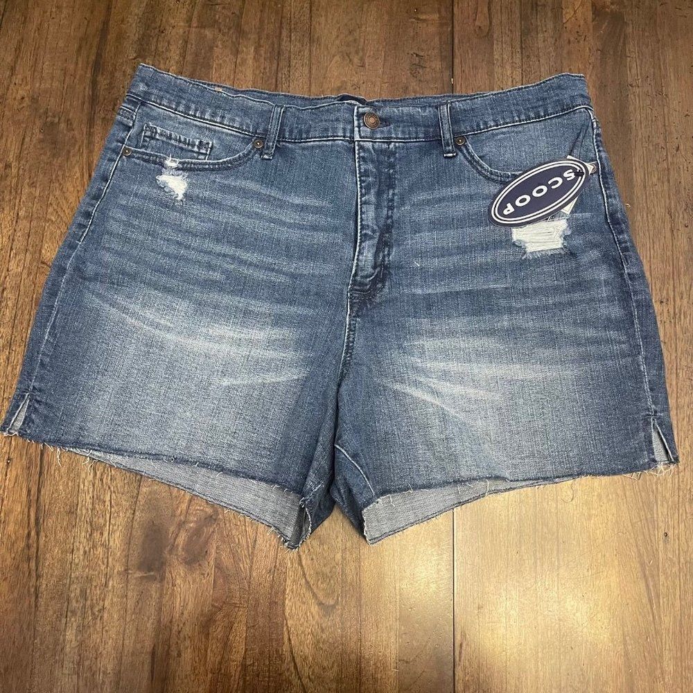 Retro Jean Shorts - Picture 3 of 7